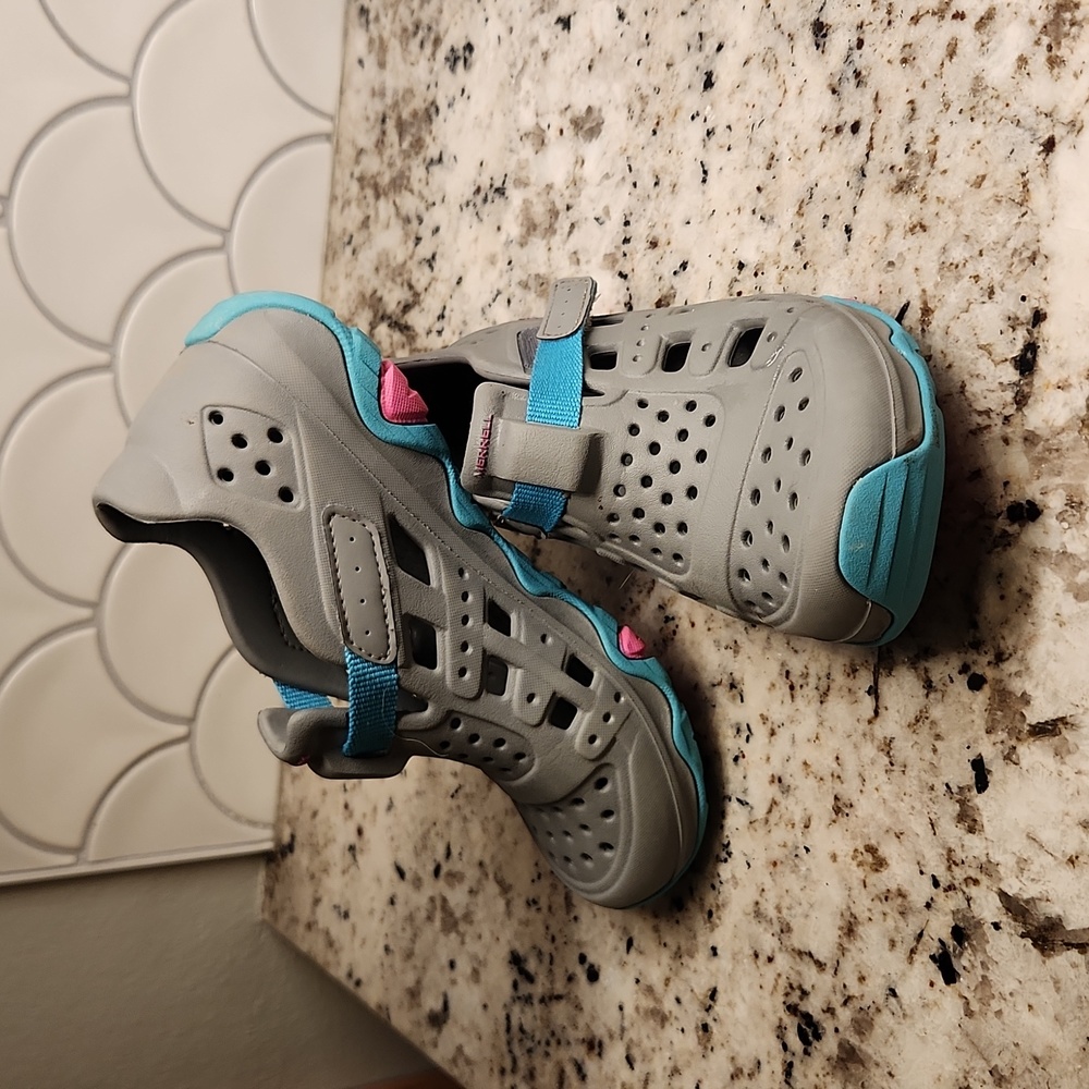 Merrell Kids Closed Toe Shoes Rubber